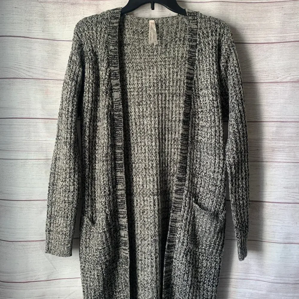Ashley by 26 International Long Knit Sweater Open Front Pockets Size Medium